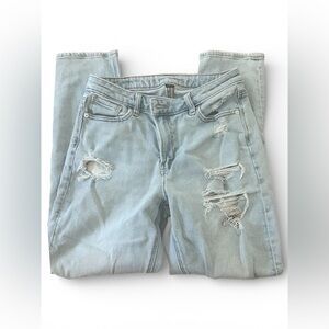 American Eagle Highest Rise Mom Jeans Size 4